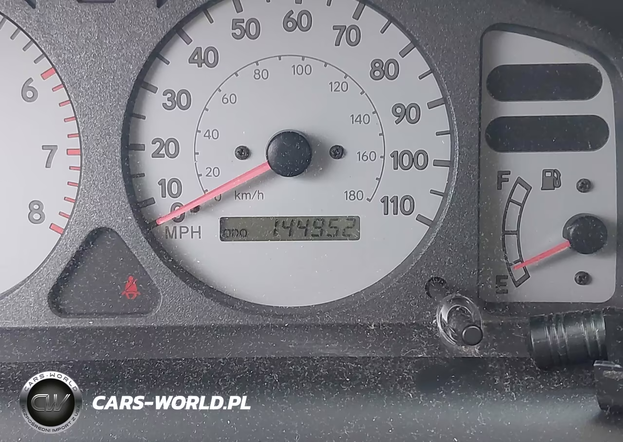 1999 Toyota Corolla Le VIN:1NXBR12E7XZ142518 - 15