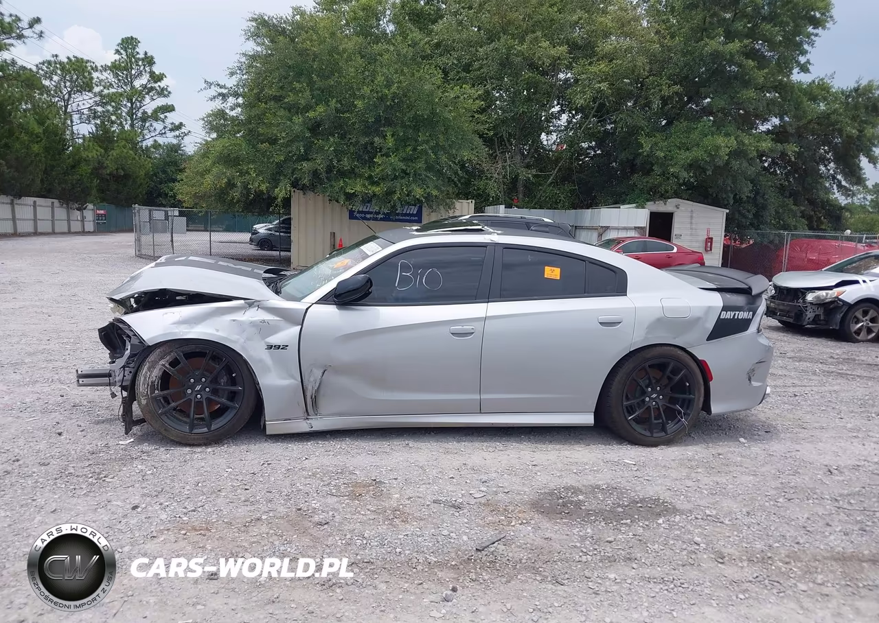 2023 Dodge Charger Scat Pack VIN:2C3CDXGJ9PH608232 - 18