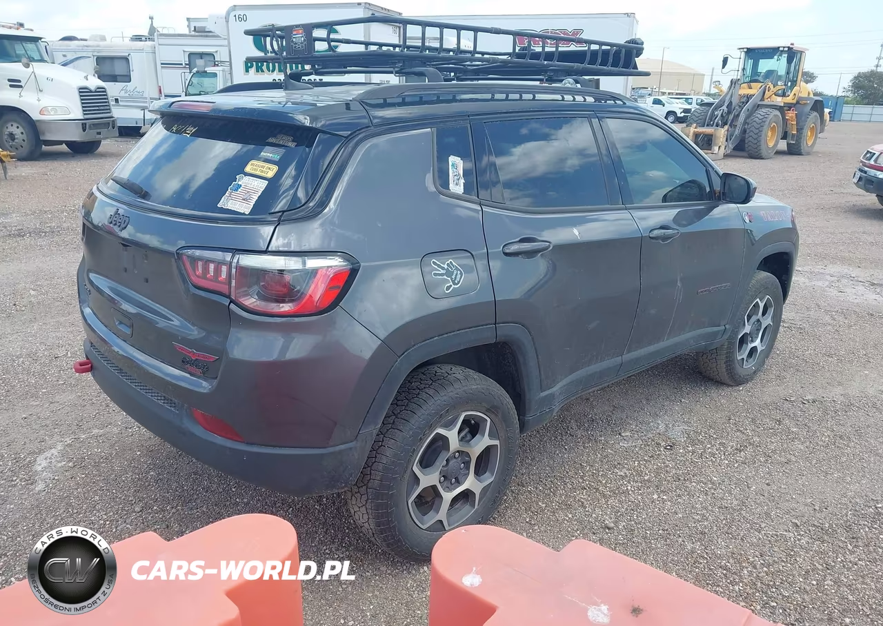 2022 Jeep Compass Trailhawk 4X4 VIN:3C4NJDDB9NT208975 - 4