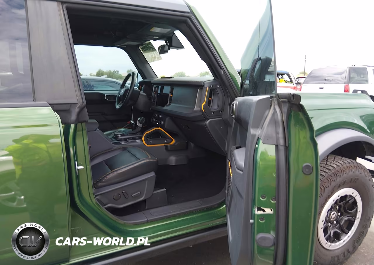 2024 Ford Bronco Badlands VIN:1FMEE9BP9RLB16116 - 5