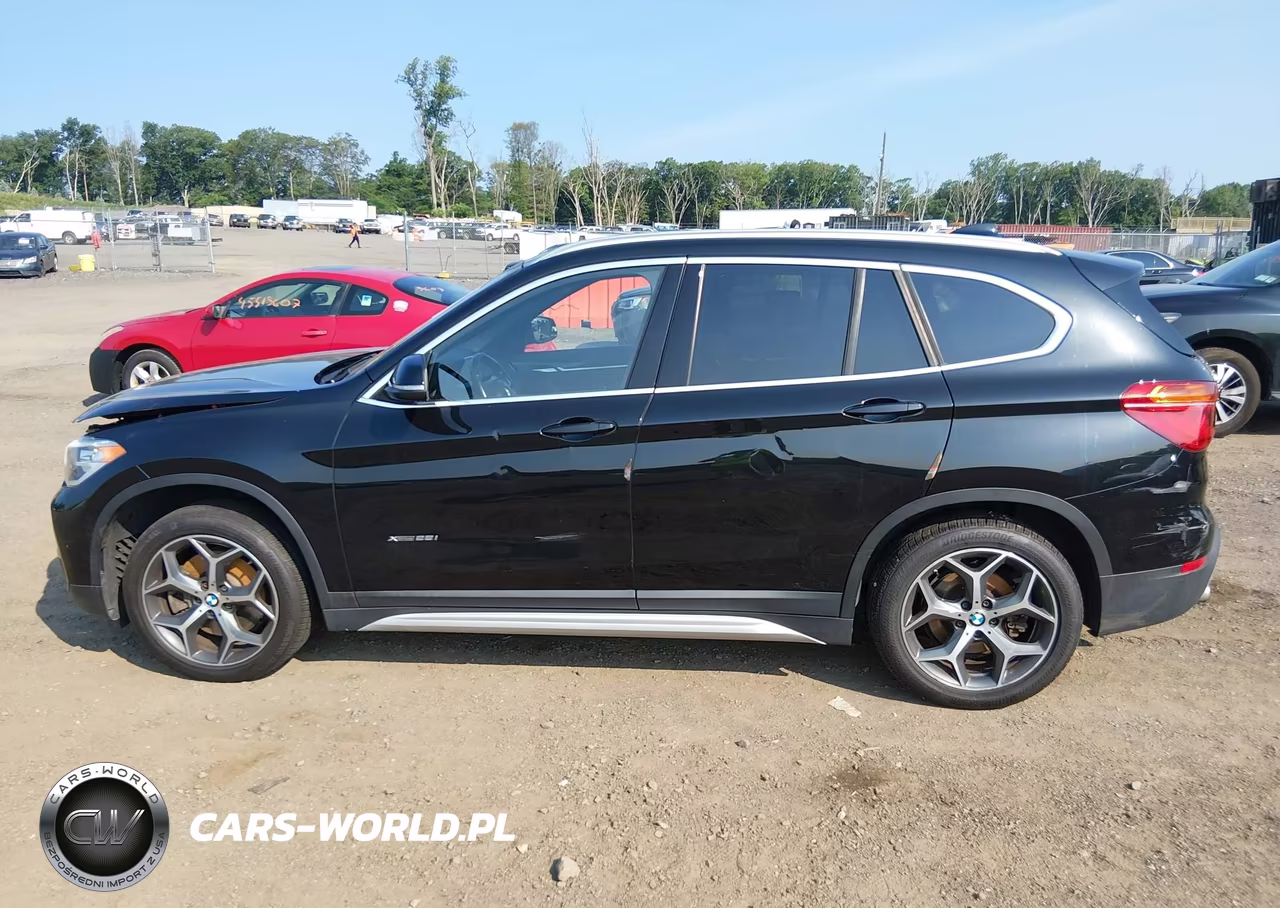 2018 BMW X1 xDrive28I VIN:WBXHT3C37J5F90595 - 15