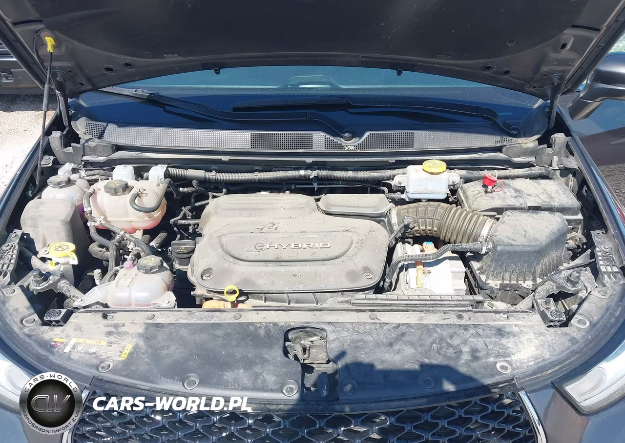 2022 Chrysler Pacifica Hybrid Touring L VIN:2C4RC1L79NR238729 - 10