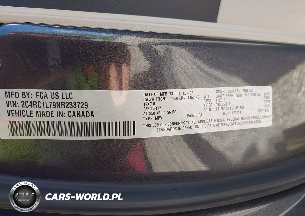 2022 Chrysler Pacifica Hybrid Touring L VIN:2C4RC1L79NR238729 - 9