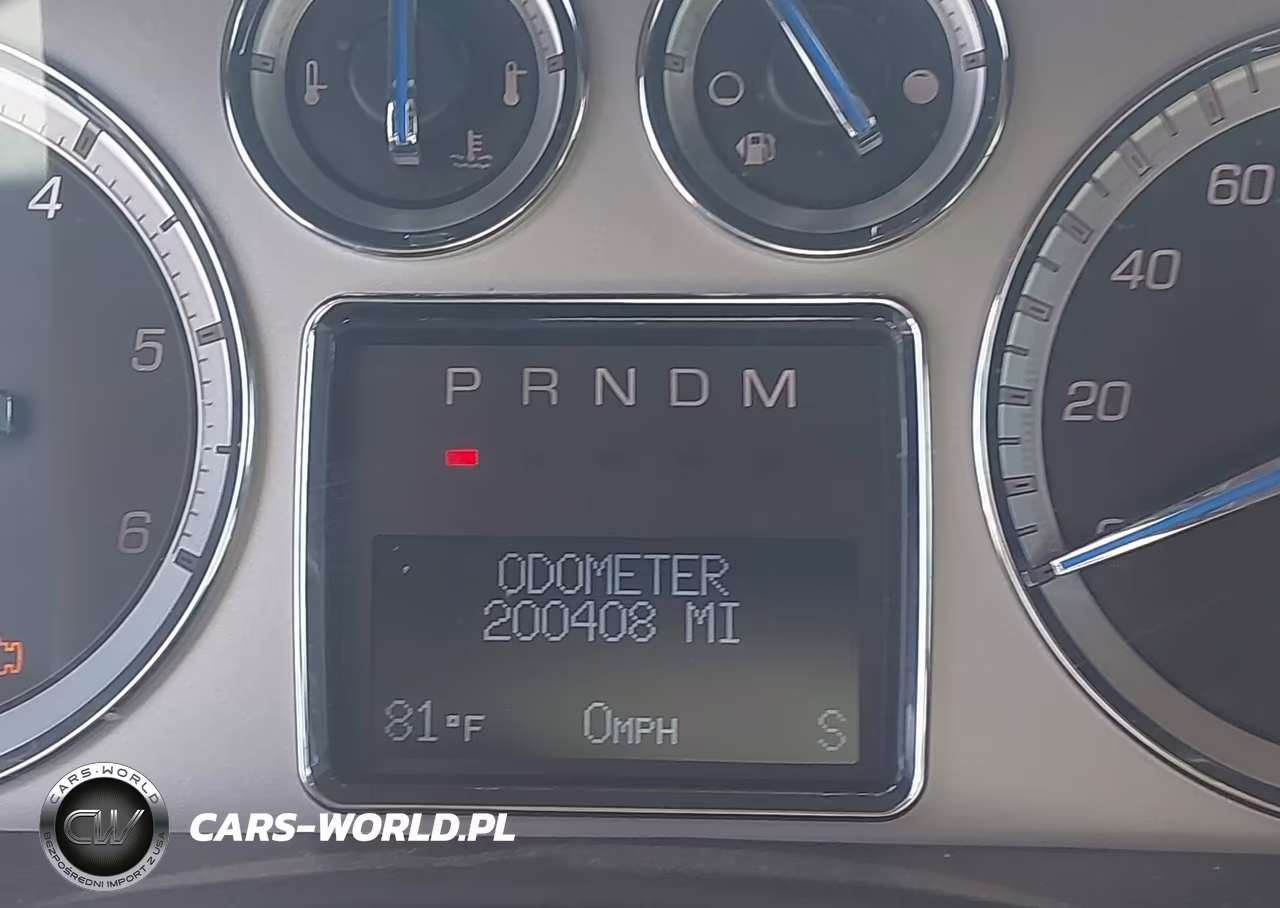 2010 Cadillac Escalade Luxury VIN:1GYUCBEF9AR250166 - 16