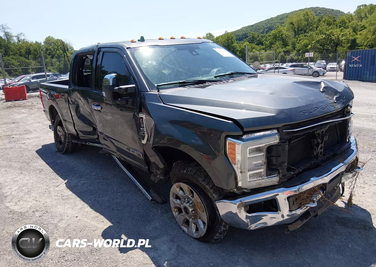 2019 Ford F-250 Lariat – zdjęcie 1 z 17
