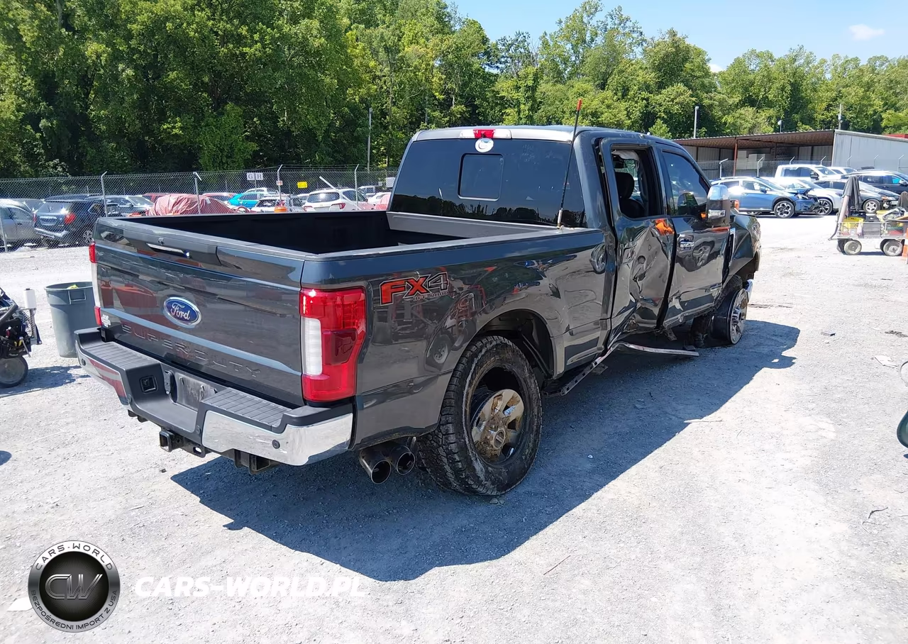 2019 Ford F-250 Lariat VIN:1FT7W2BT9KEE00791 - 4