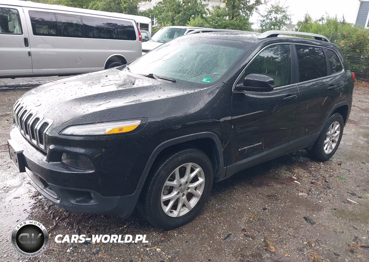 2016 Jeep Cherokee Latitude VIN:1C4PJMCS2GW325952 - 2