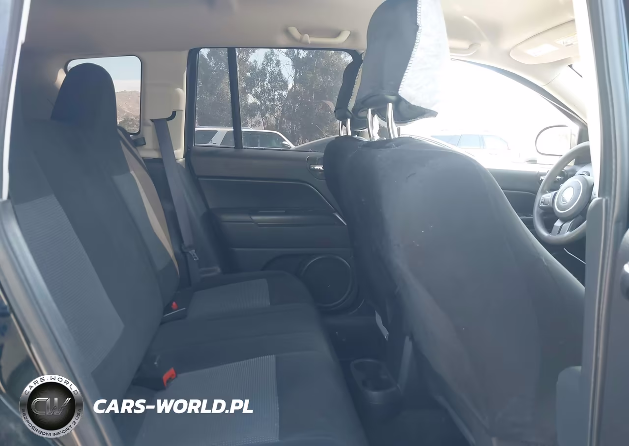 2017 Jeep Compass Sport VIN:1C4NJCBA2HD148021 - 8