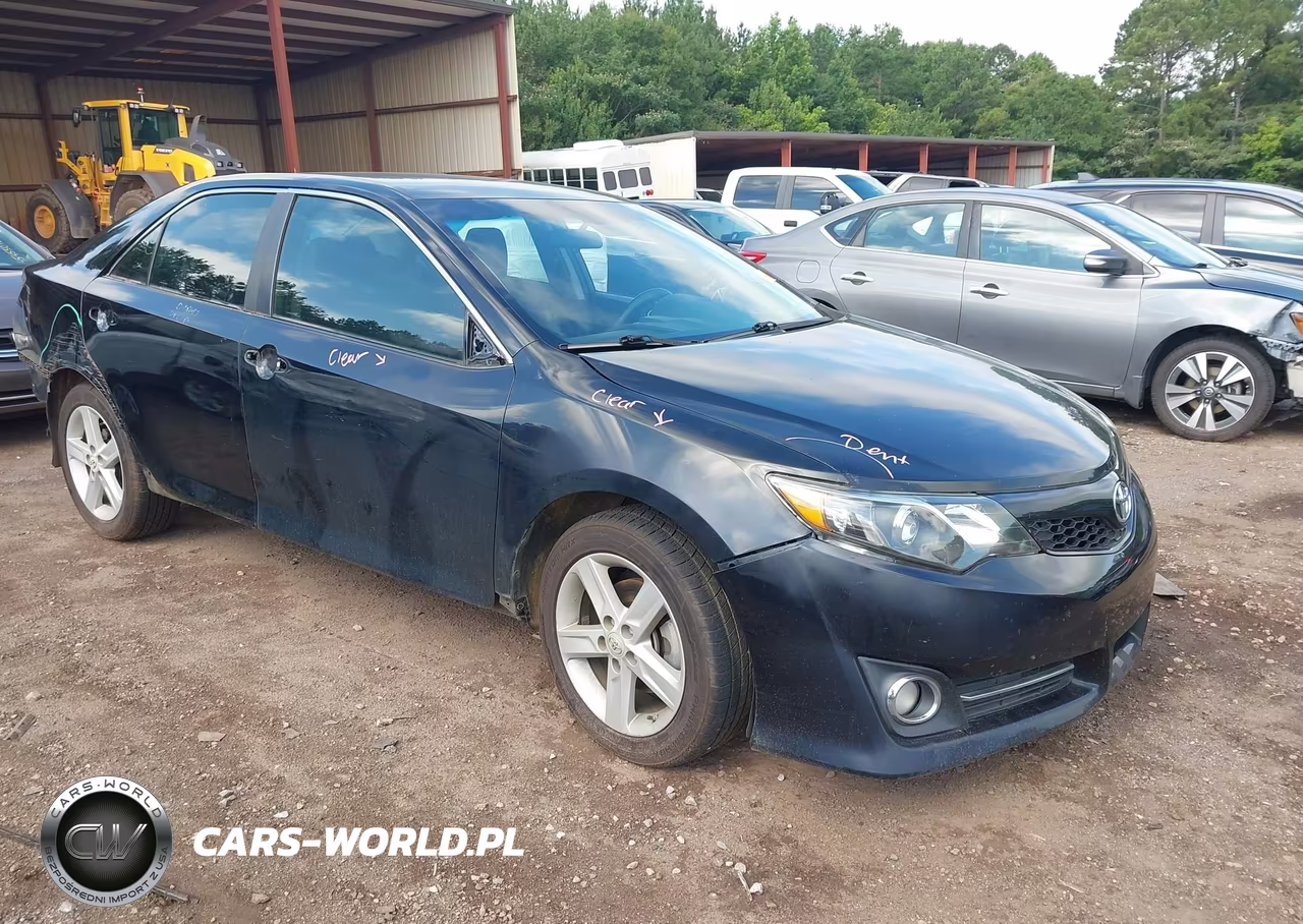 2012 Toyota Camry Se – zdjęcie 1 z 12