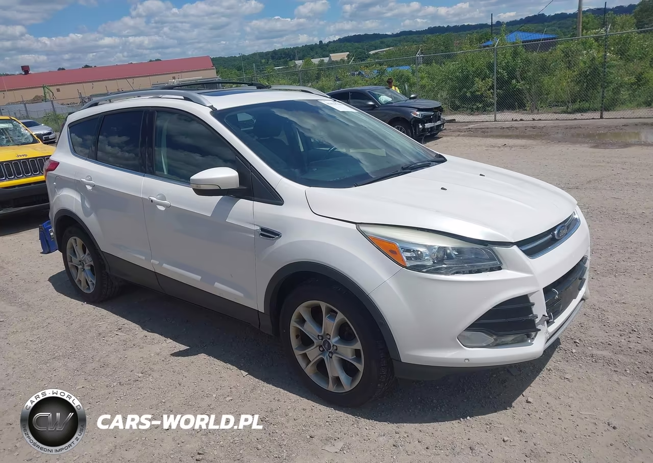 2016 Ford Escape Titanium – zdjęcie 1 z 16