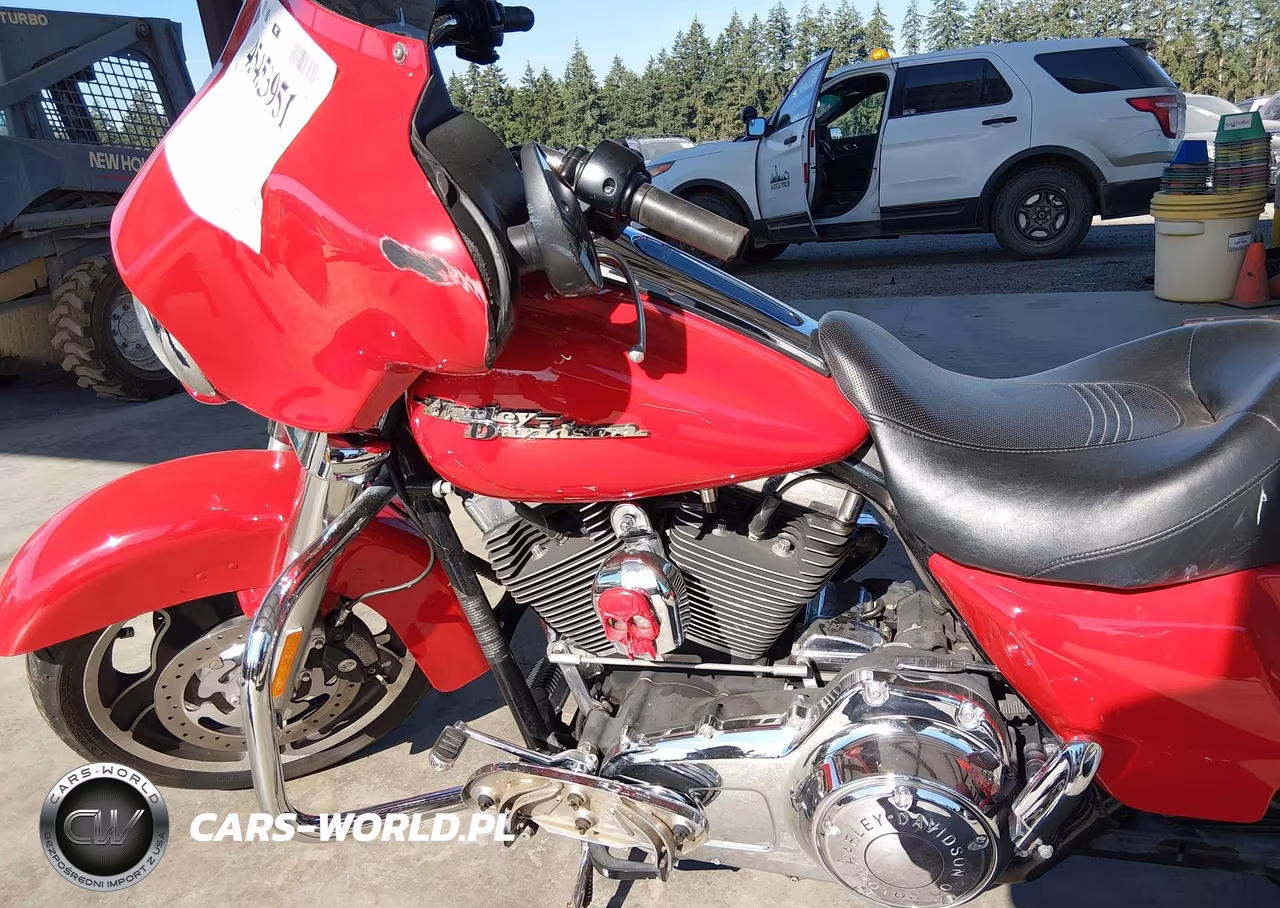 2010 Harley-Davidson Flhx VIN:1HD1KB413AB670188 - 14