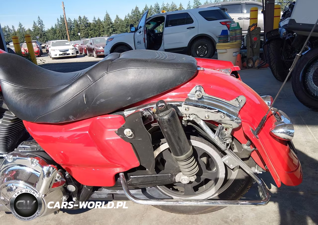 2010 Harley-Davidson Flhx VIN:1HD1KB413AB670188 - 15