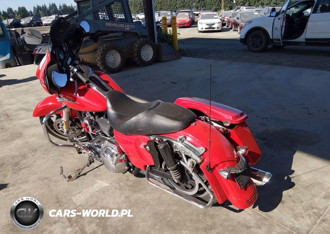 2010 Harley-Davidson Flhx VIN:1HD1KB413AB670188 - 3