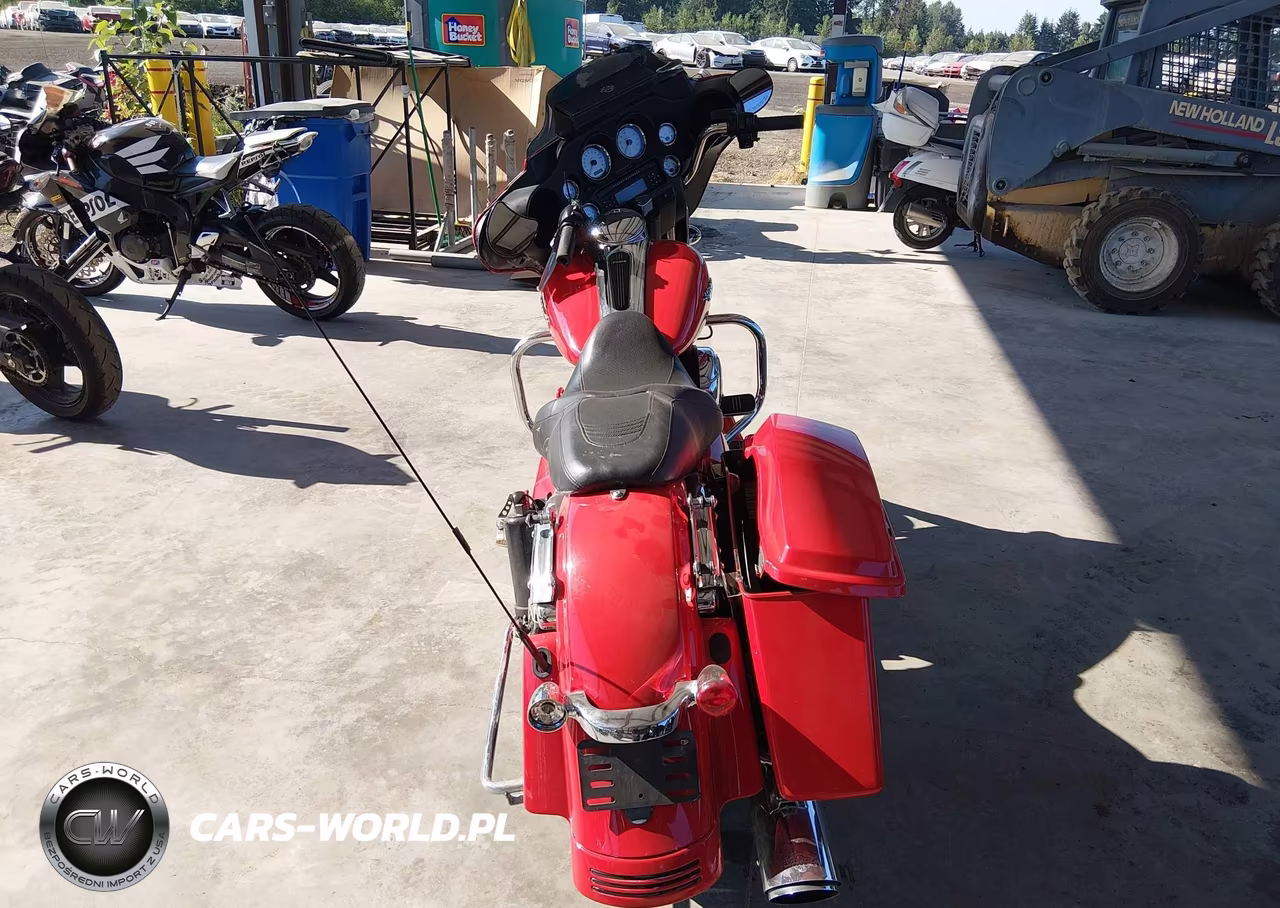 2010 Harley-Davidson Flhx VIN:1HD1KB413AB670188 - 6