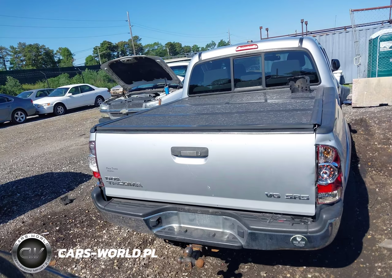 2011 Toyota Tacoma Base V6 VIN:3TMLU4ENXBM071994 - 16