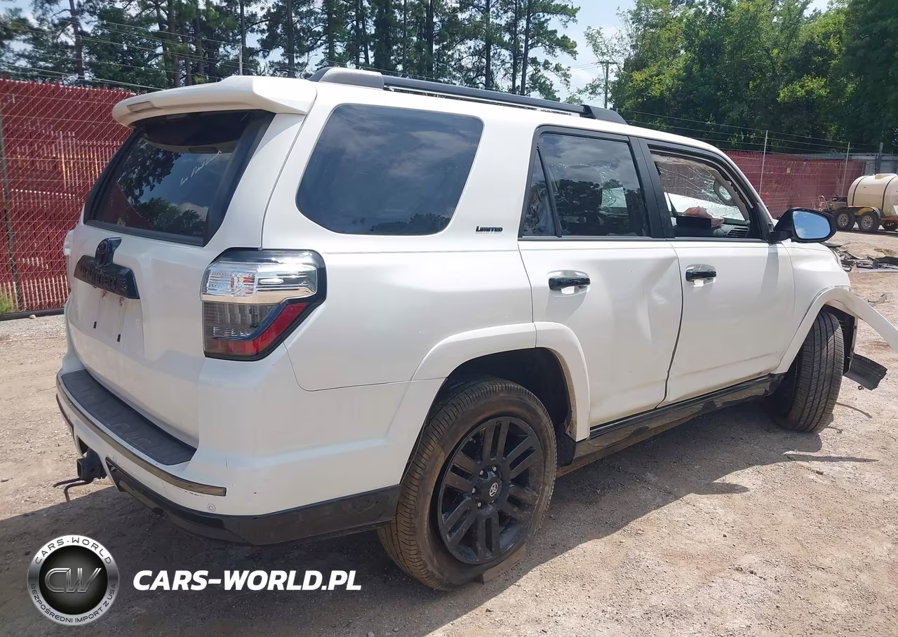2020 Toyota 4Runner Nightshade Special Edition VIN:JTEZU5JR0L5220523 - 4