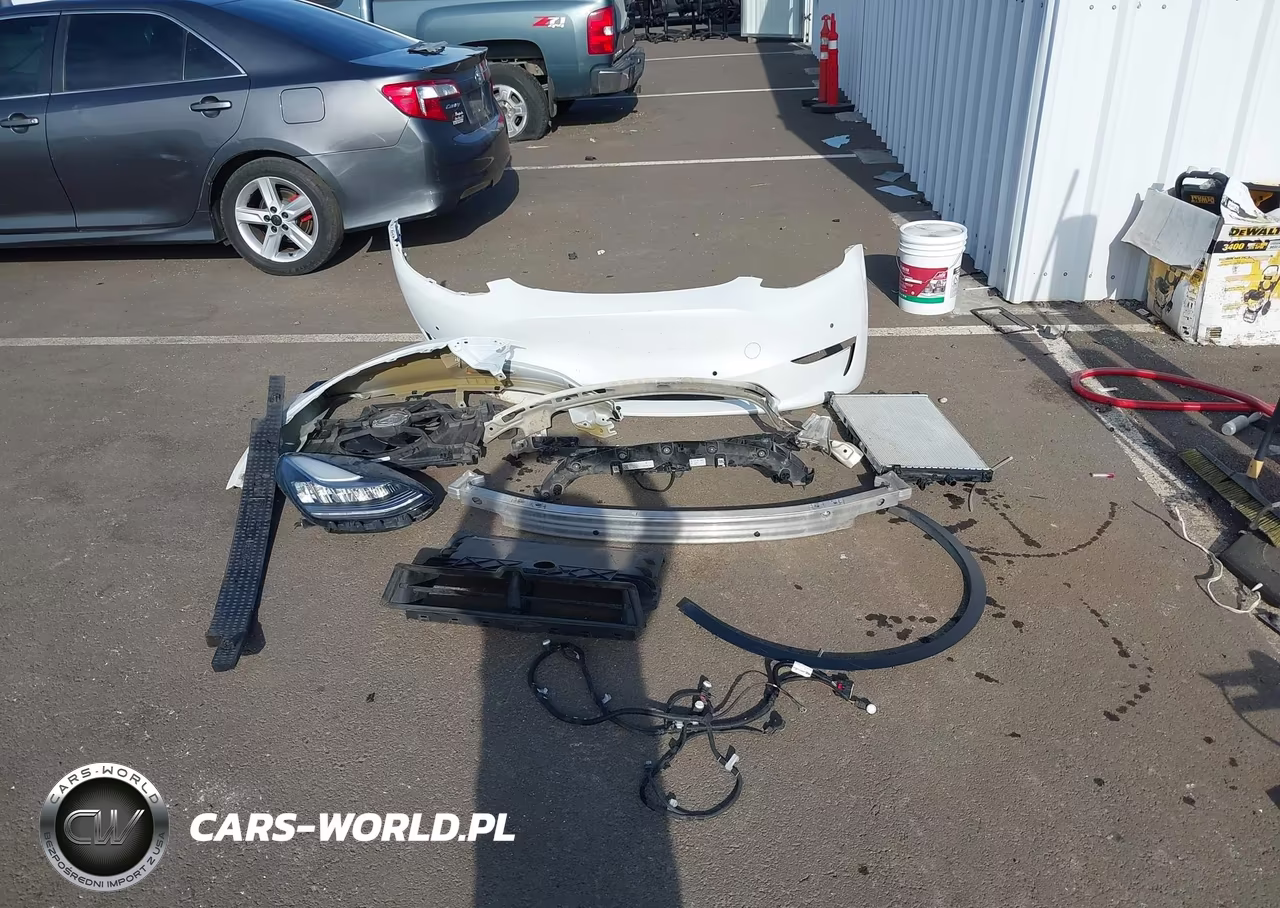 2022 Tesla Model Y Long Range Dual Motor All-Wheel Drive VIN:7SAYGDEE2NF359260 - 12