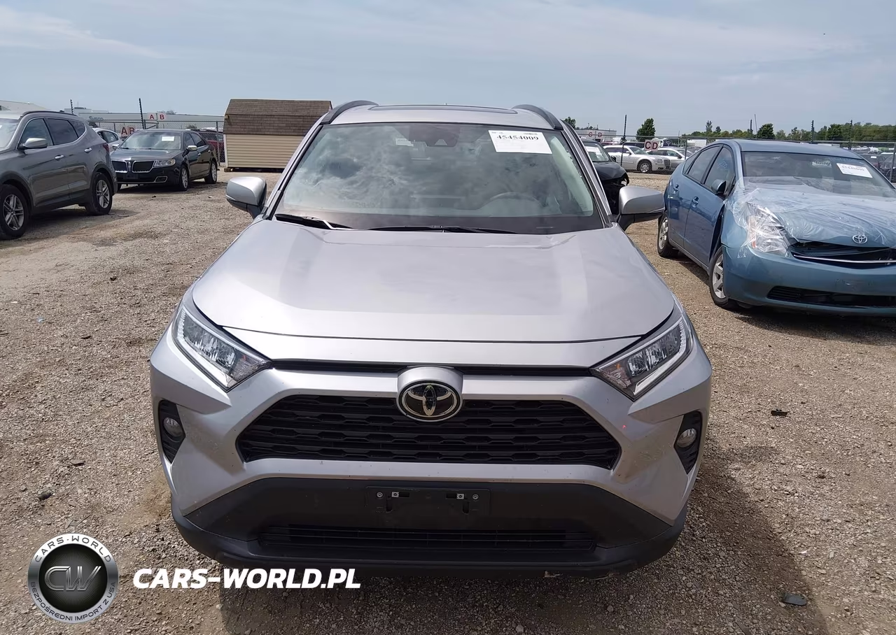 2021 Toyota Rav4 Xle VIN:2T3P1RFV5MC239596 - 12