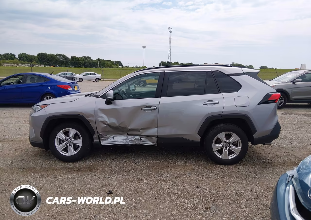 2021 Toyota Rav4 Xle VIN:2T3P1RFV5MC239596 - 14