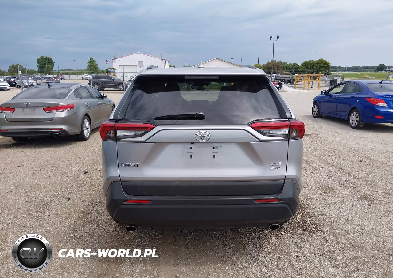 2021 Toyota Rav4 Xle VIN:2T3P1RFV5MC239596 - 16