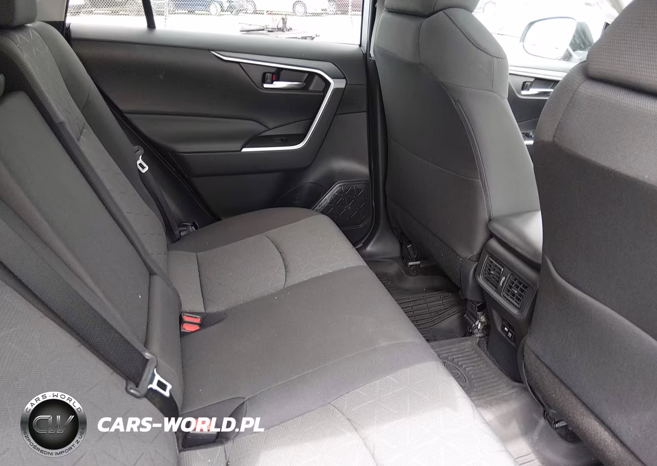 2021 Toyota Rav4 Xle VIN:2T3P1RFV5MC239596 - 8