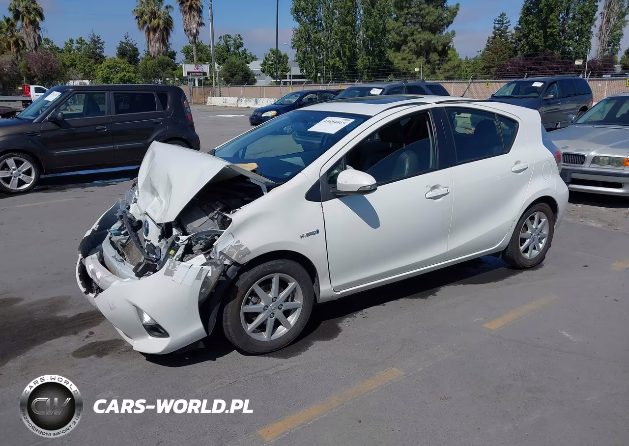 2012 Toyota Prius C Four VIN:JTDKDTB32C1007665 - 2