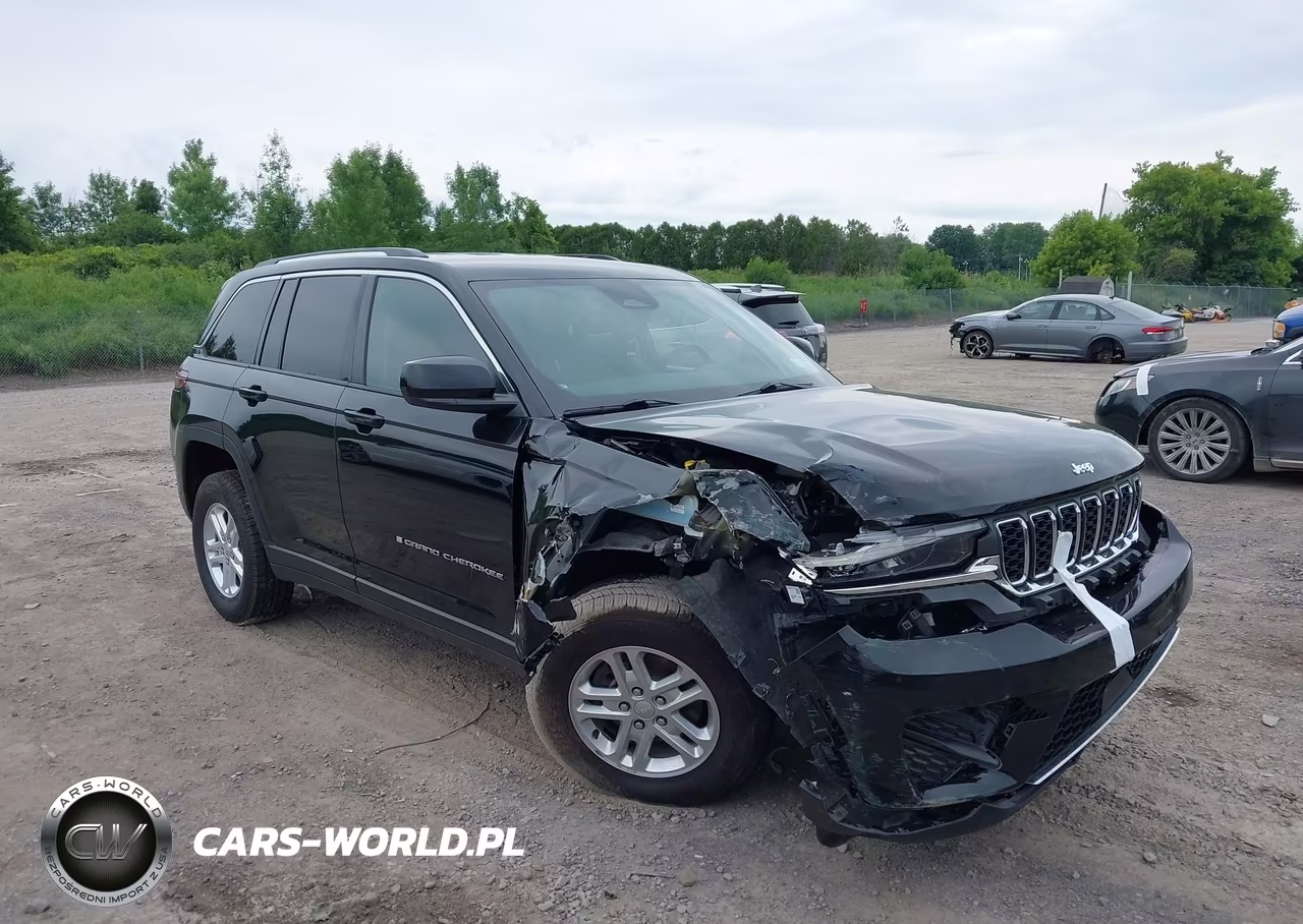 2023 Jeep Grand Cherokee Laredo 4X4 – zdjęcie 1 z 16