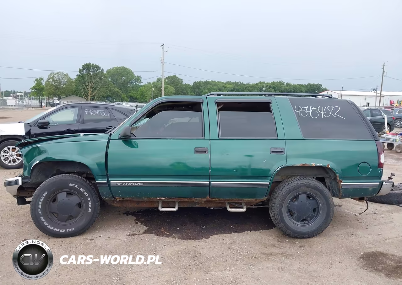 1999 Chevrolet Tahoe Ls VIN:1GNEK13RXXJ385787 - 10
