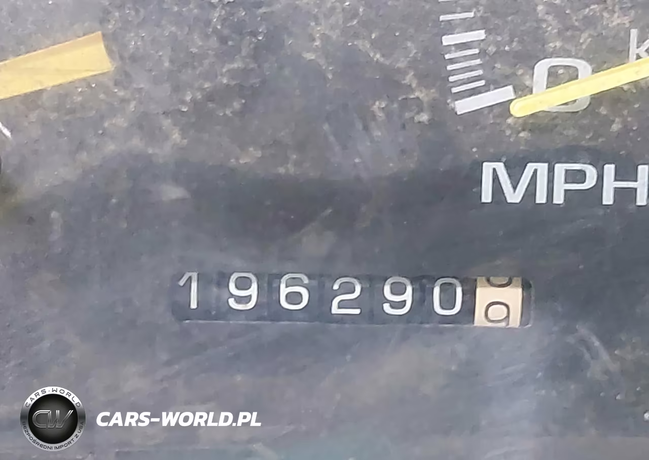 1999 Chevrolet Tahoe Ls VIN:1GNEK13RXXJ385787 - 11