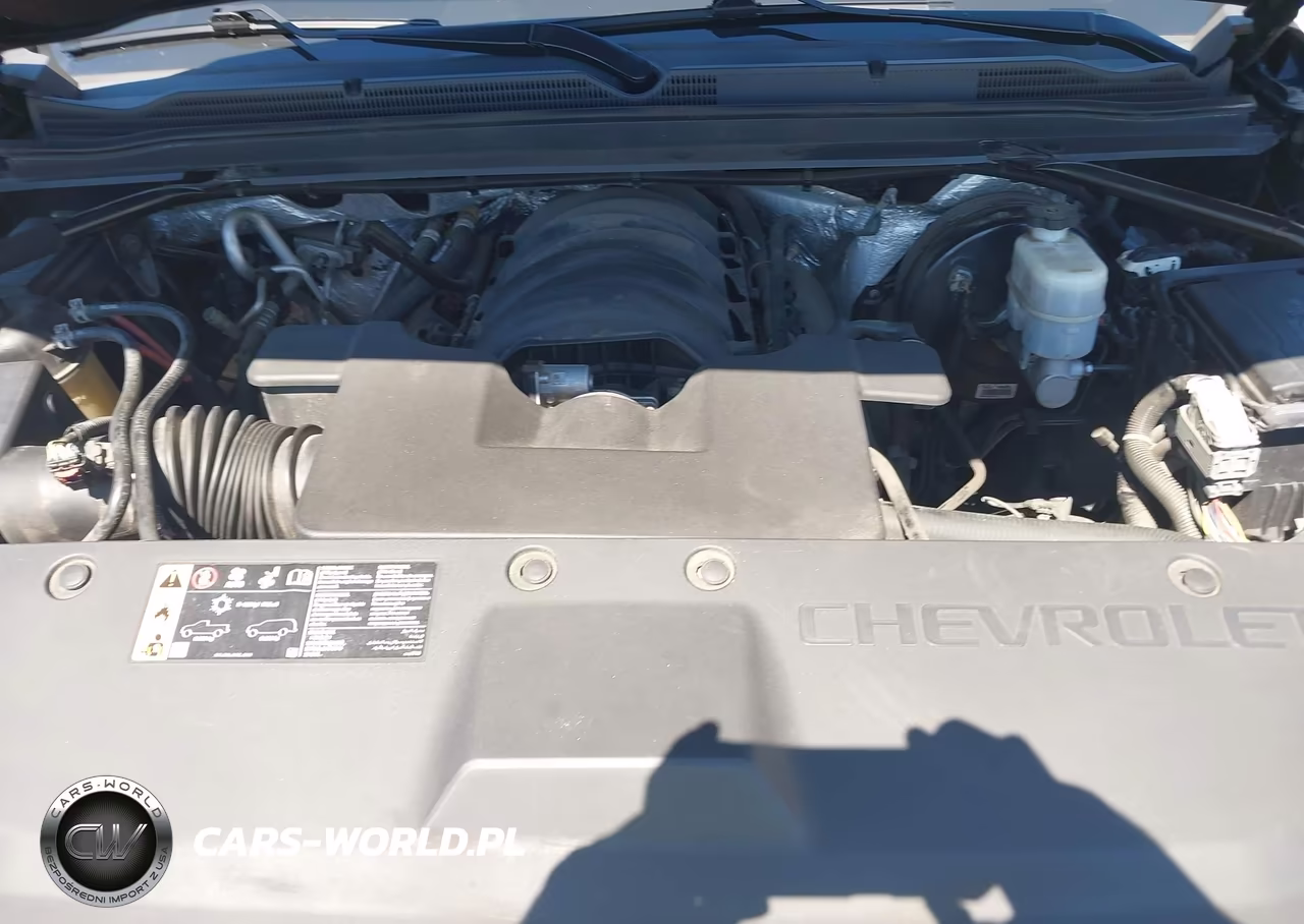 2018 Chevrolet Tahoe Premier VIN:1GNSKCKC2JR153396 - 10