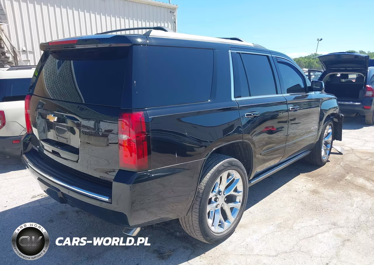 2018 Chevrolet Tahoe Premier VIN:1GNSKCKC2JR153396 - 4