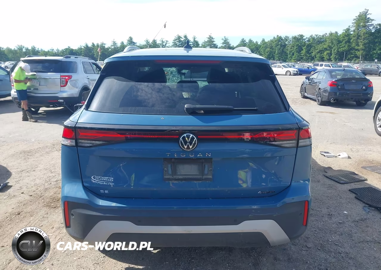 2025 Volkswagen Tiguan 2.0T Se VIN:3VVMR7RM0SM053952 - 17
