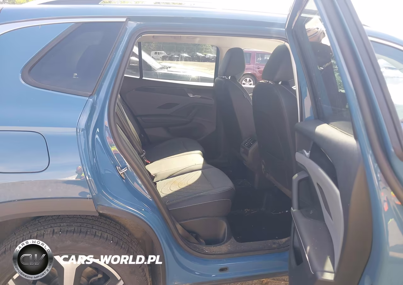 2025 Volkswagen Tiguan 2.0T Se VIN:3VVMR7RM0SM053952 - 8