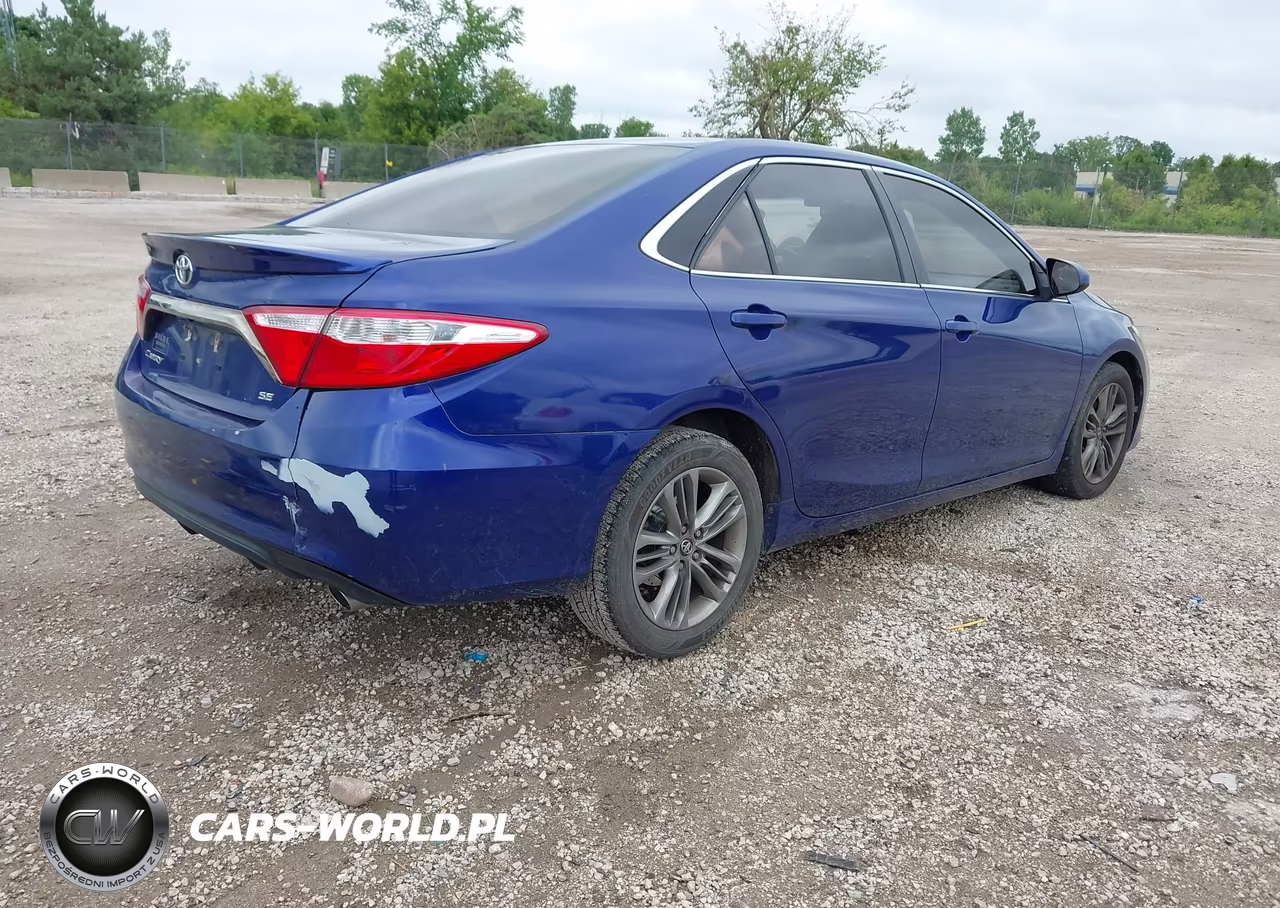 2016 Toyota Camry Se VIN:4T1BF1FK0GU575011 - 4