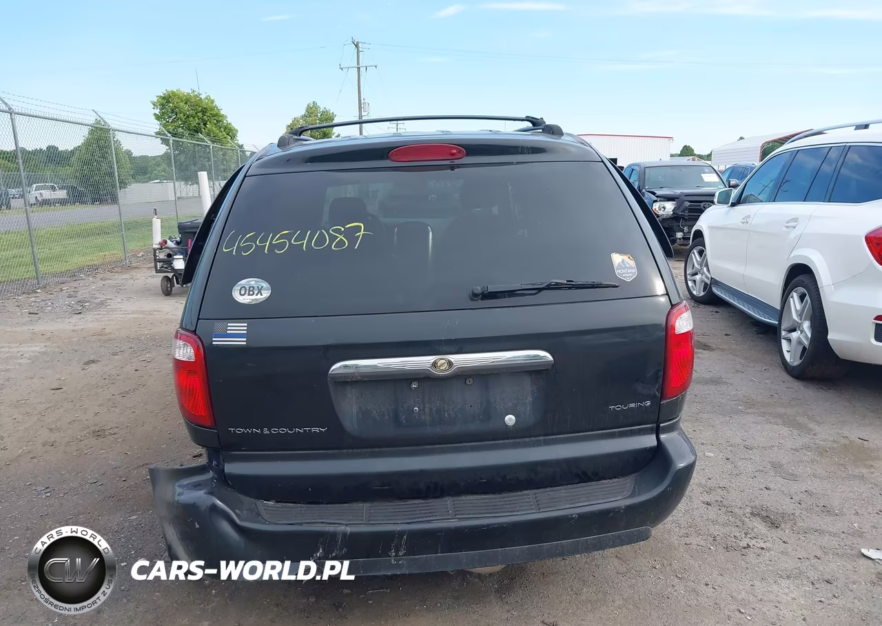 2007 Chrysler Town & Country Touring VIN:2A4GP54L47R242554 - 16