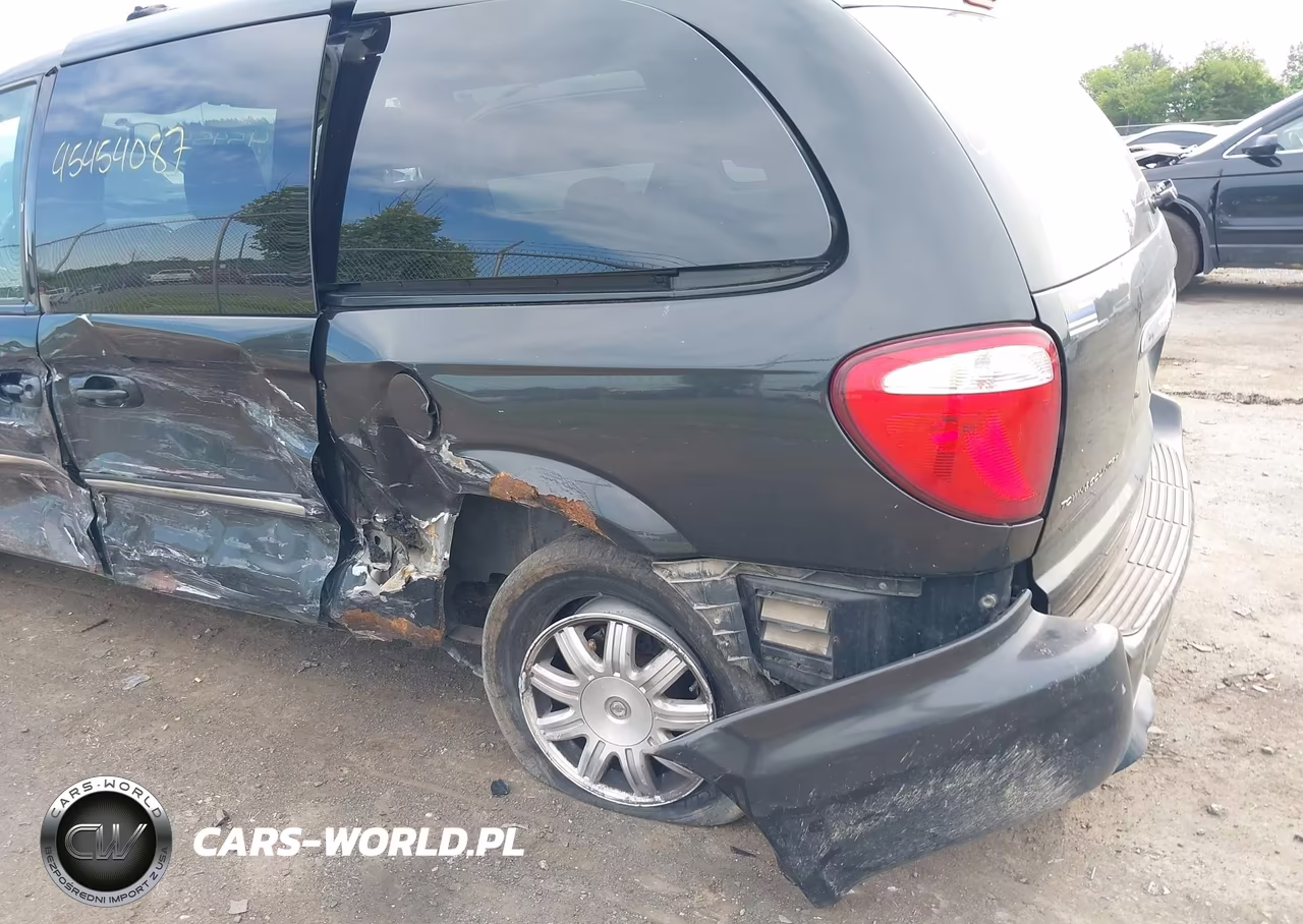 2007 Chrysler Town & Country Touring VIN:2A4GP54L47R242554 - 6