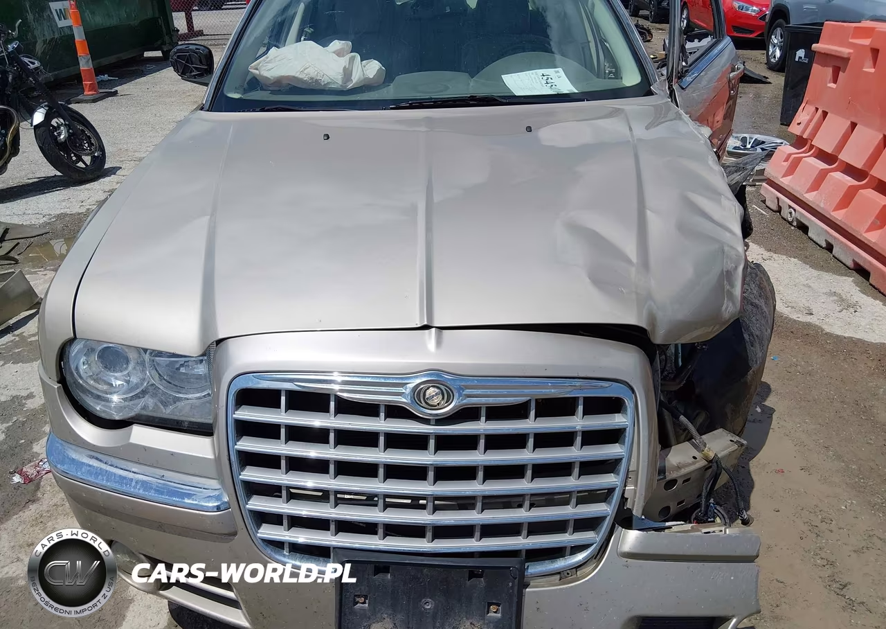 2008 Chrysler 300 Limited VIN:2C3LK33G28H244343 - 10