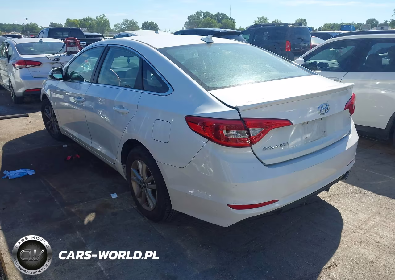 2015 Hyundai Sonata Se VIN:5NPE24AF6FH232771 - 3