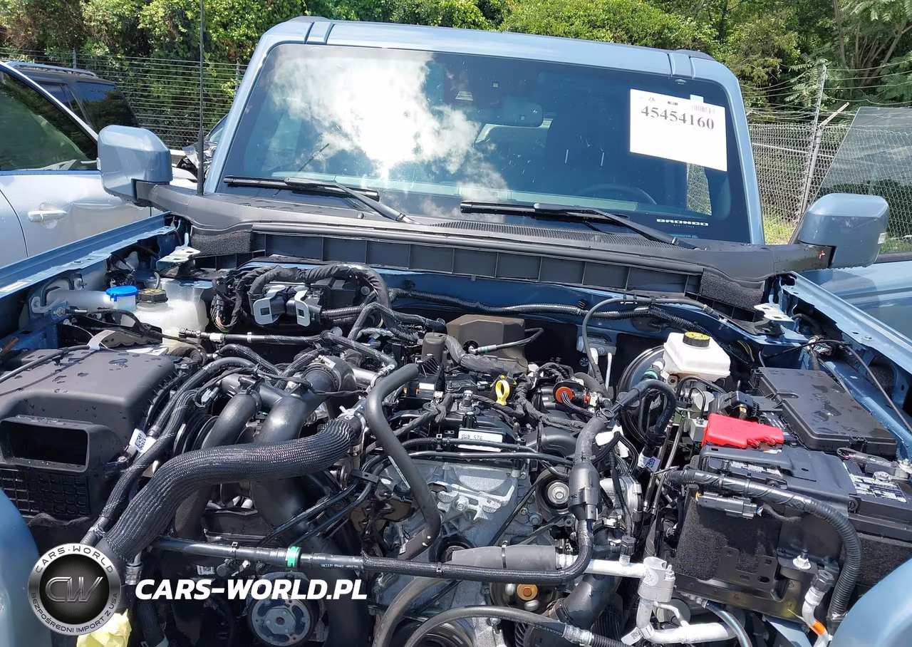 2024 Ford Bronco Outer Banks VIN:1FMDE8BH2RLB15100 - 10