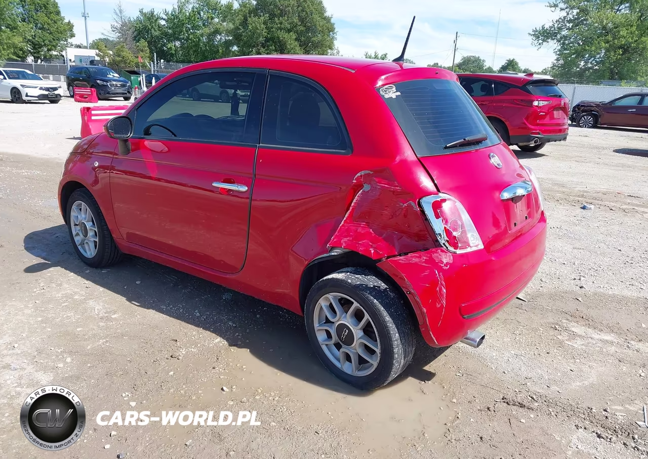 2015 Fiat 500 Pop VIN:3C3CFFAR5FT520111 - 3