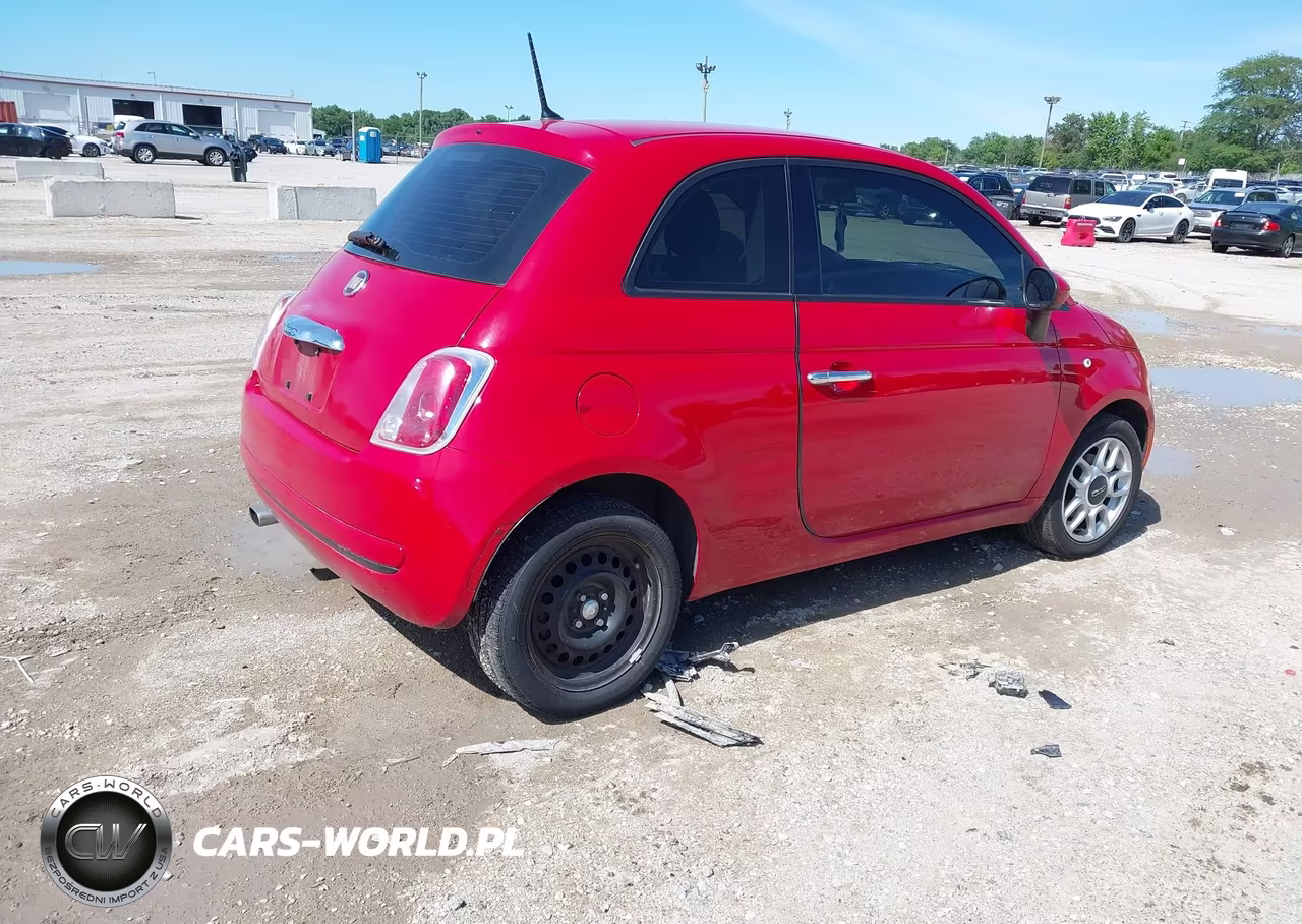 2015 Fiat 500 Pop VIN:3C3CFFAR5FT520111 - 4