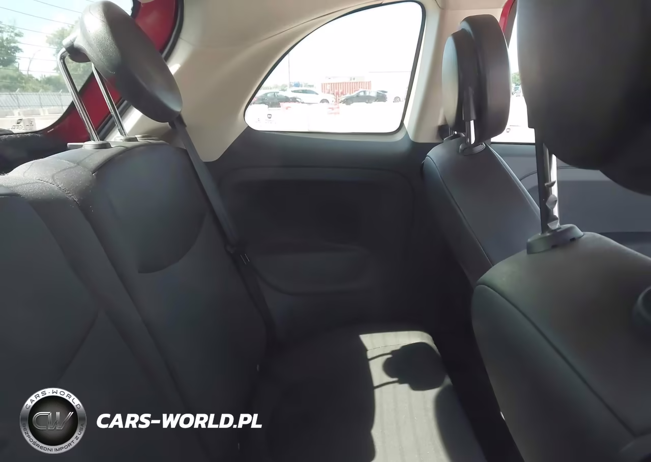 2015 Fiat 500 Pop VIN:3C3CFFAR5FT520111 - 8
