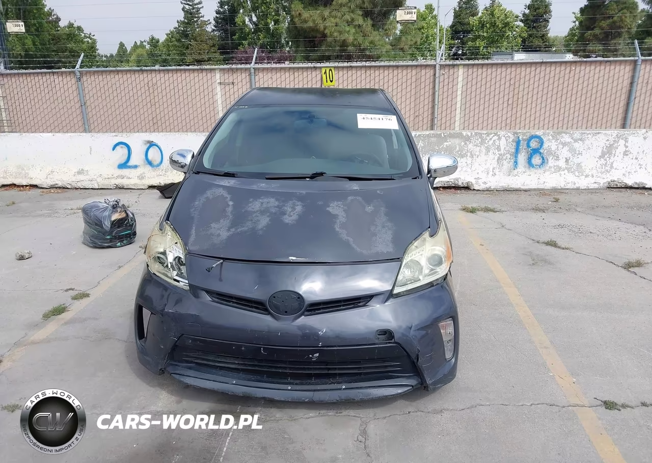 2013 Toyota Prius Two VIN:JTDKN3DU9D1673331 - 12