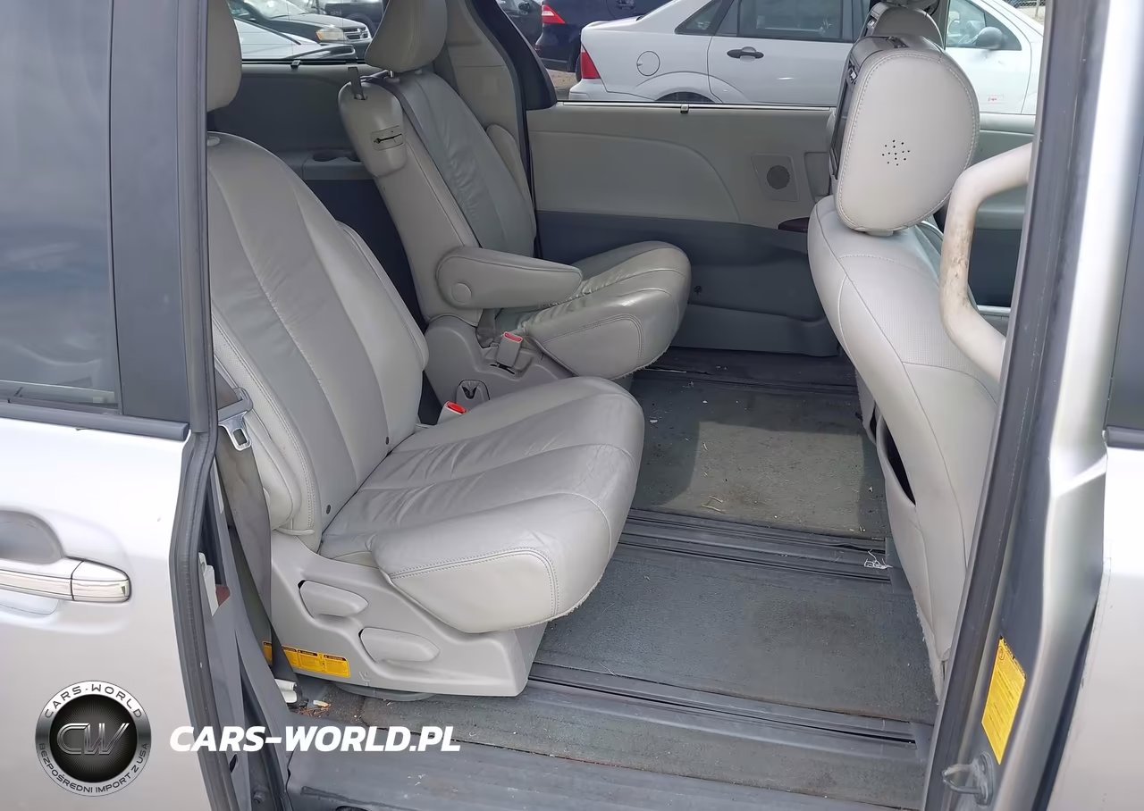 2011 Toyota Sienna Xle V6 VIN:5TDYK3DC3BS008533 - 8