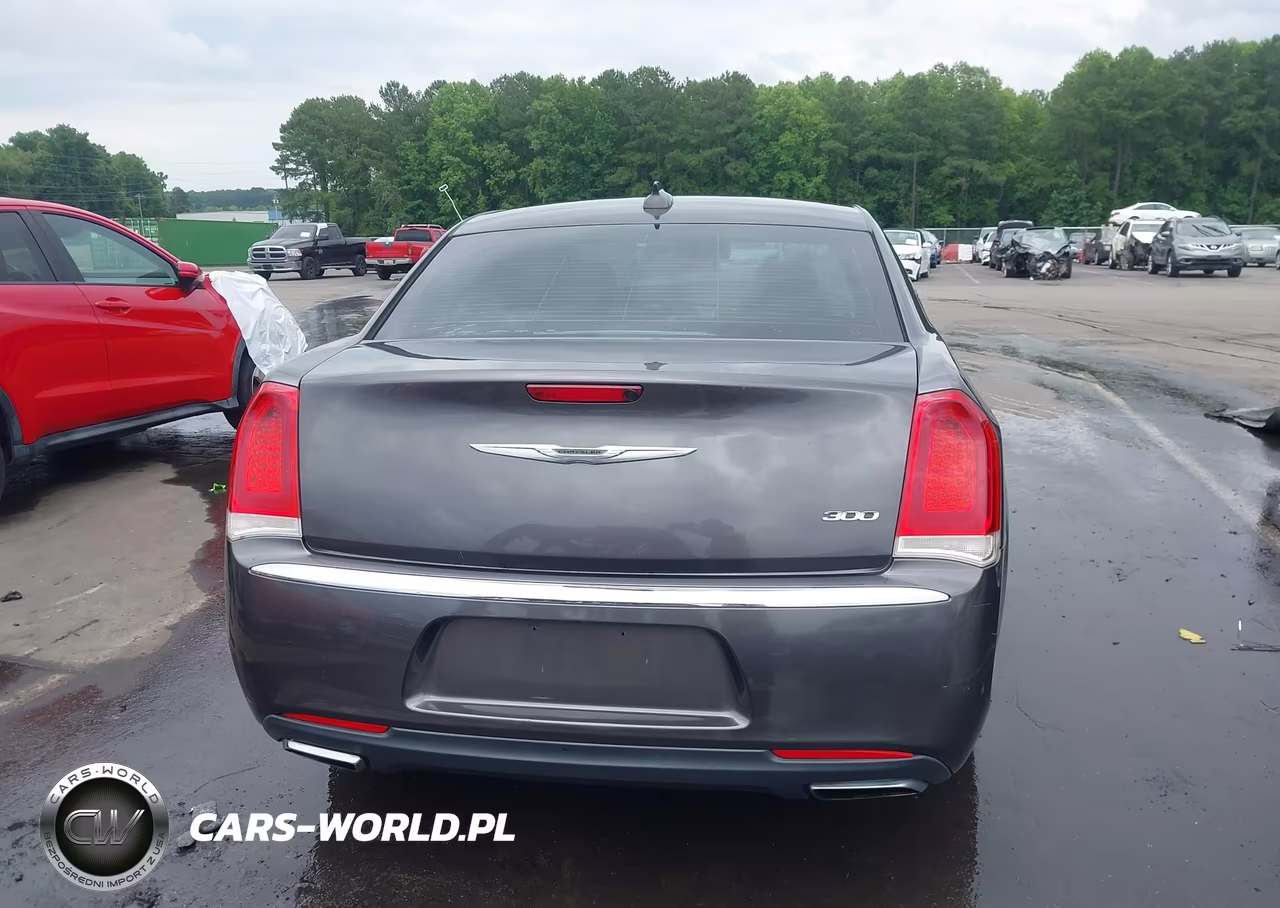 2015 Chrysler 300 Limited VIN:2C3CCAAG8FH920490 - 15