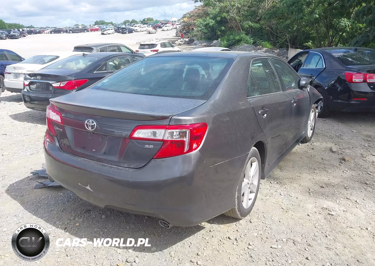 2012 Toyota Camry Se VIN:4T1BF1FK8CU194873 - 4
