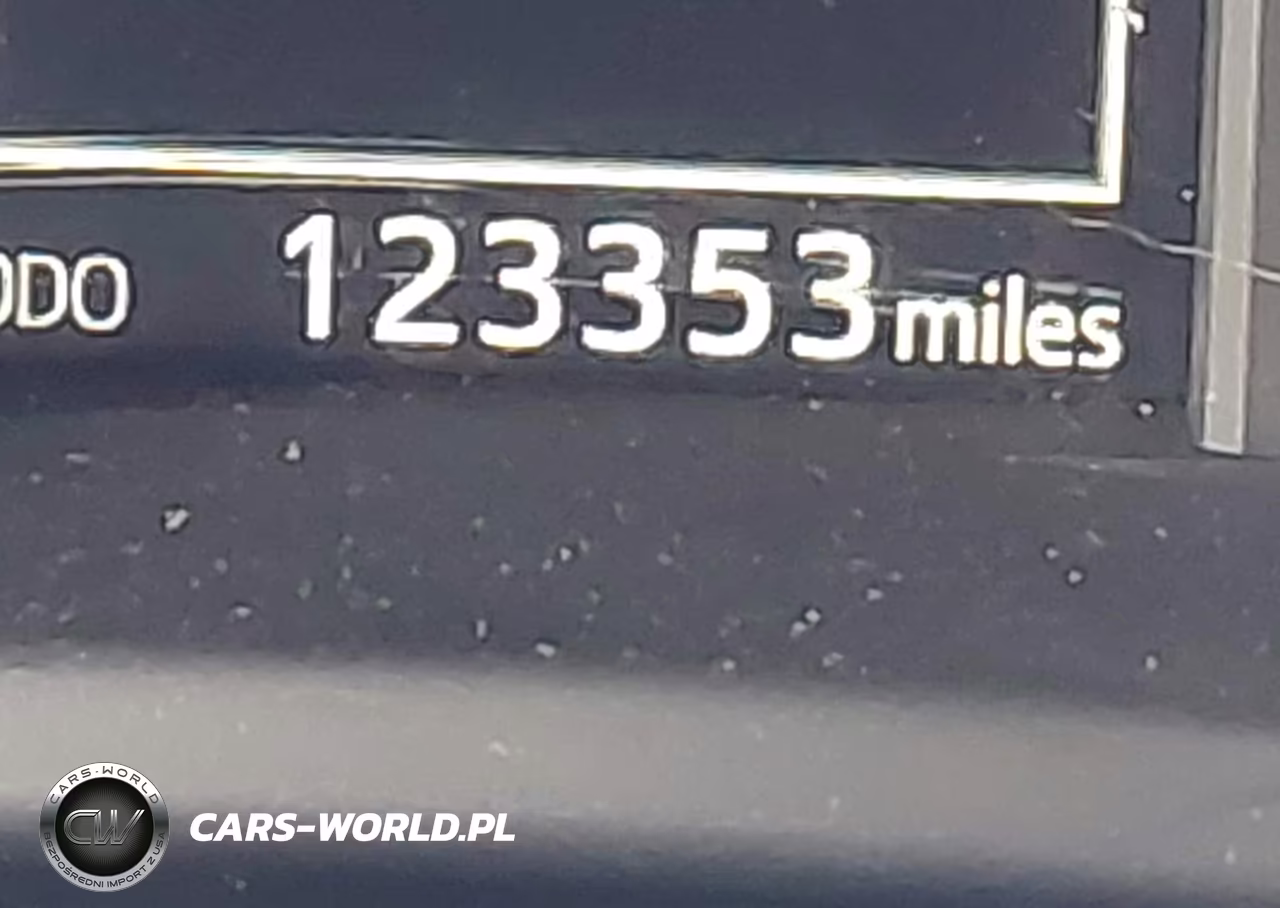 2017 Toyota Corolla Im VIN:JTNKARJE9HJ532787 - 15
