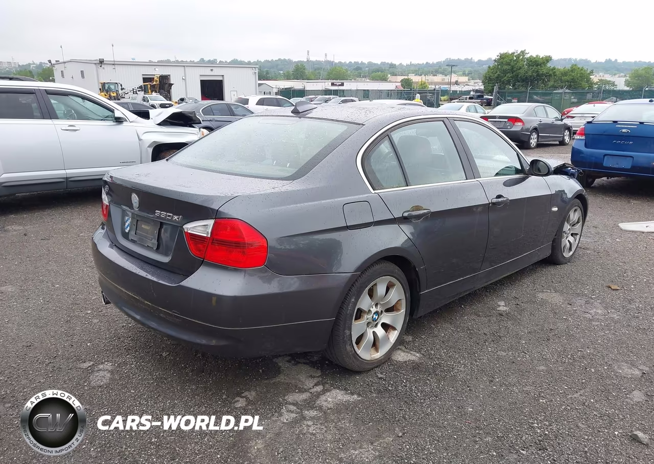 2006 BMW 330Xi VIN:WBAVD33556KV64286 - 4
