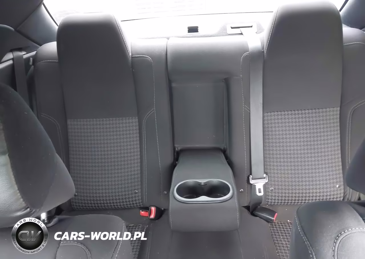 2015 Dodge Challenger Sxt VIN:2C3CDZAG9FH732797 - 18