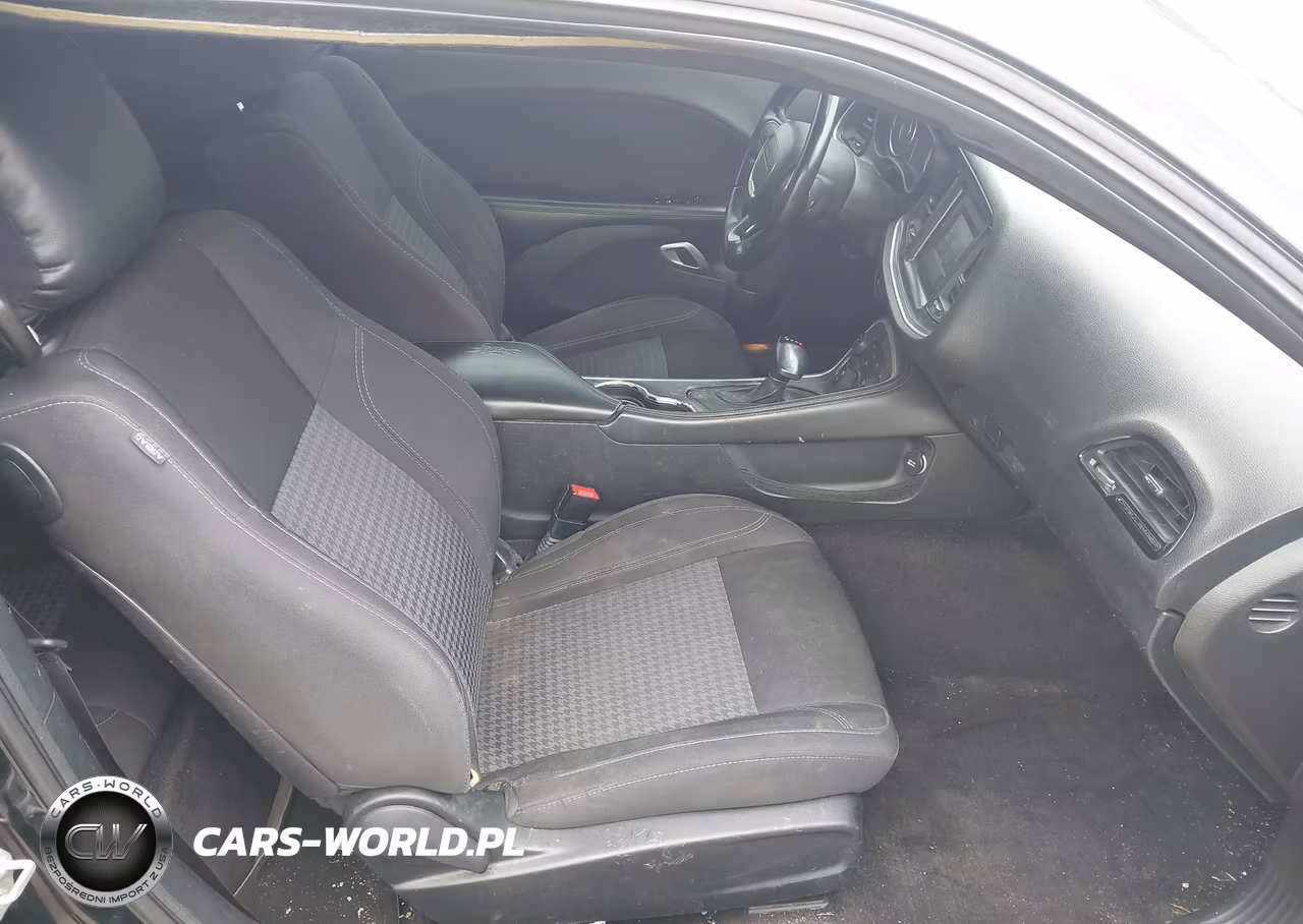 2015 Dodge Challenger Sxt VIN:2C3CDZAG9FH732797 - 5
